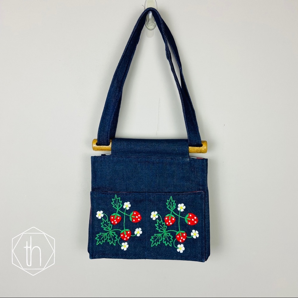Retro embroidered strawberry small denim purse plaid liner